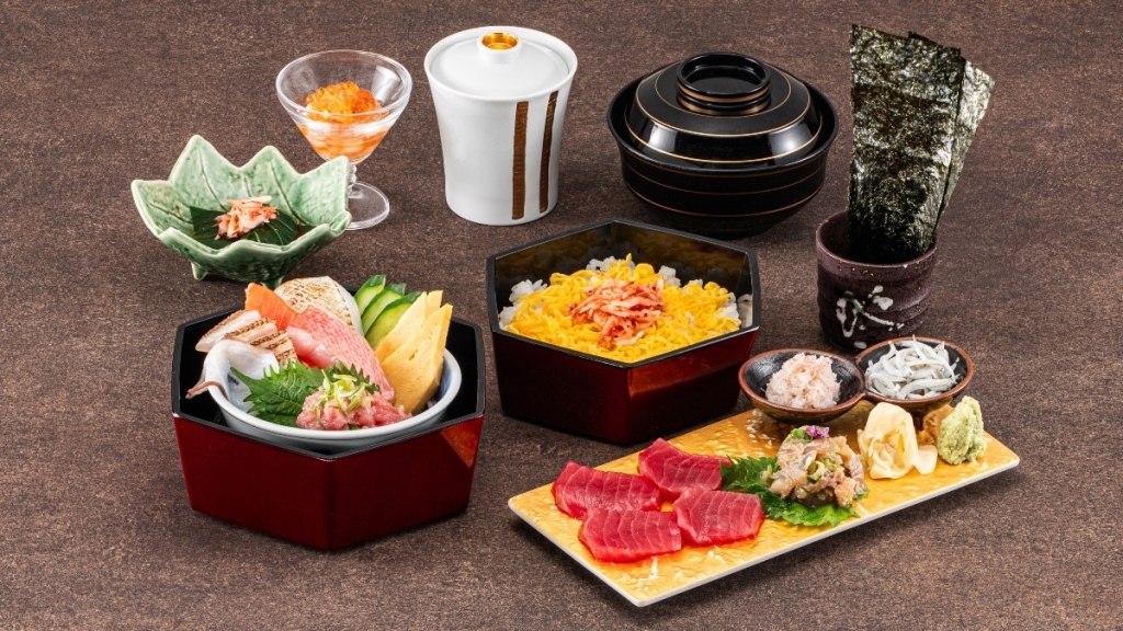 《2食付き》ボリューム満点！うに・蟹・いくら☆13種類の海の幸を頬張る♪熱海名物「海宝丼」