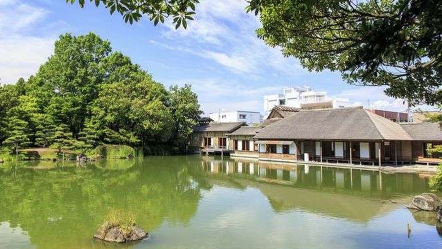 【養浩館】　※優美な書院建築と雄大なスケールの庭園で一見の価値ありです♪♪