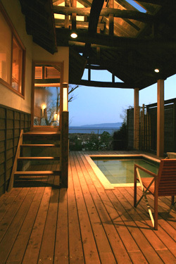 【スイートヴィラ 悠】海を望む壮大な温泉露天風呂＆展望内風呂