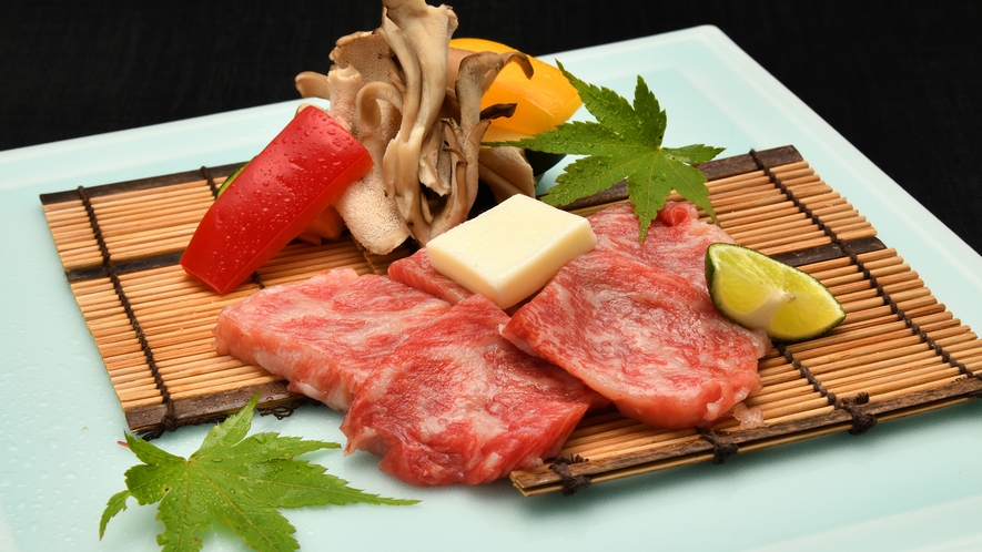 【別注料理:和牛ステーキ】やっぱり大人気の「お肉料理」柔らかな肉質をご賞味ください。
