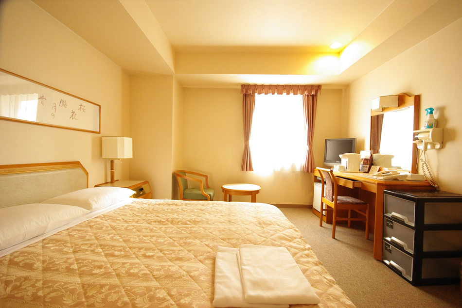 Double room ♪ It is a popular room in the corner room.