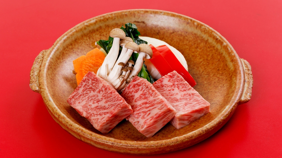 【にいがた味覚会席】特別な日に｜新潟牛ステーキ×のど黒×紅ずわい蟹のスペシャルプラン（夕朝食付）