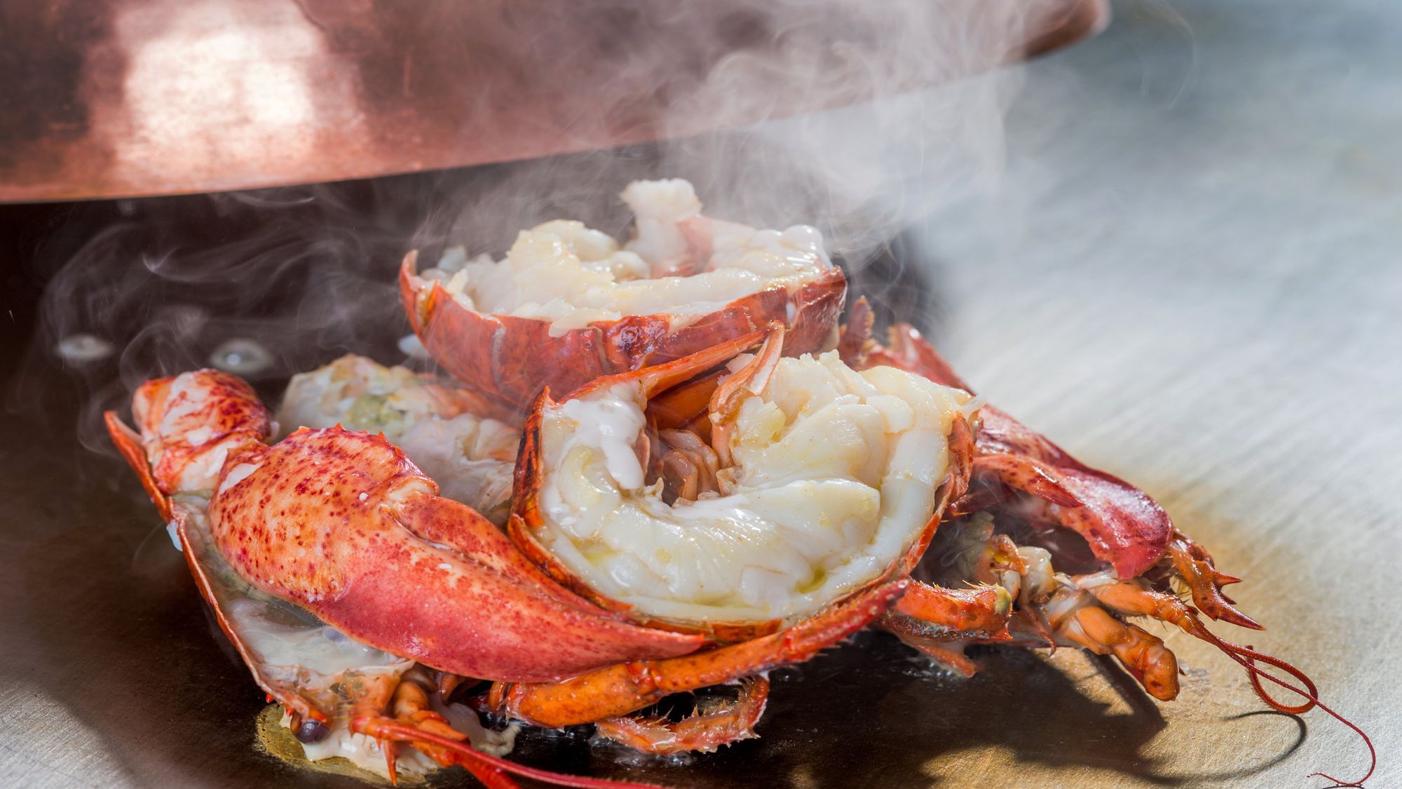 県産食材をふんだんに使った「鉄板焼きディナー」＆朝食付【お一人様からOK】