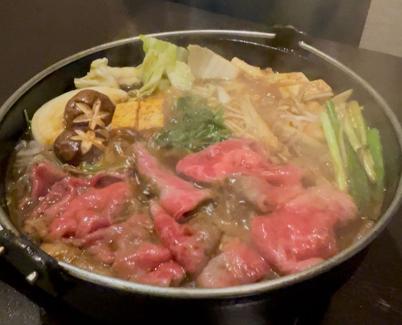 【大和牛すき焼き】奈良のブランド牛を贅沢に。まずは焼いて関西風で/２食付　