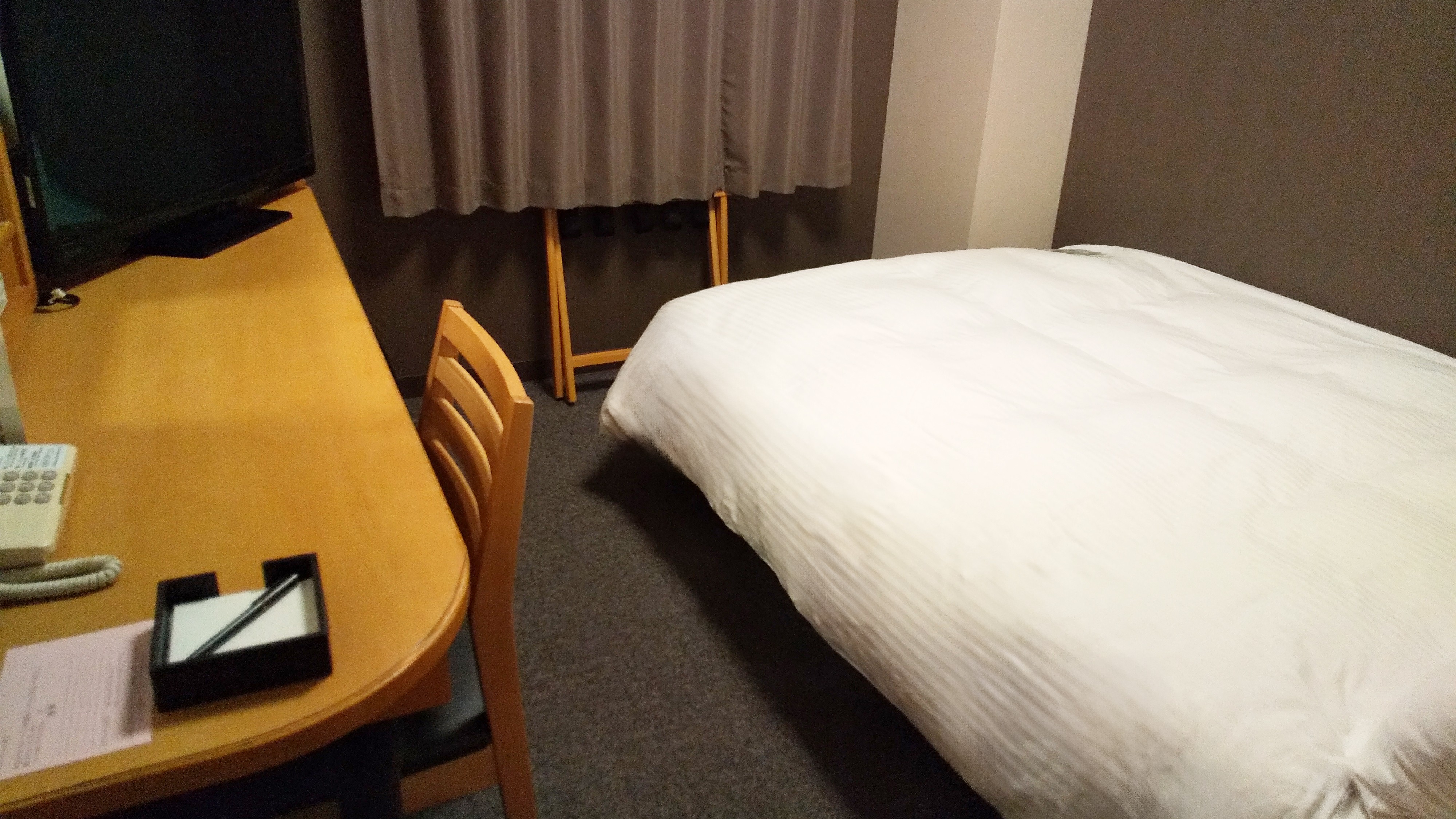 スタンダードセミダブルルーム2