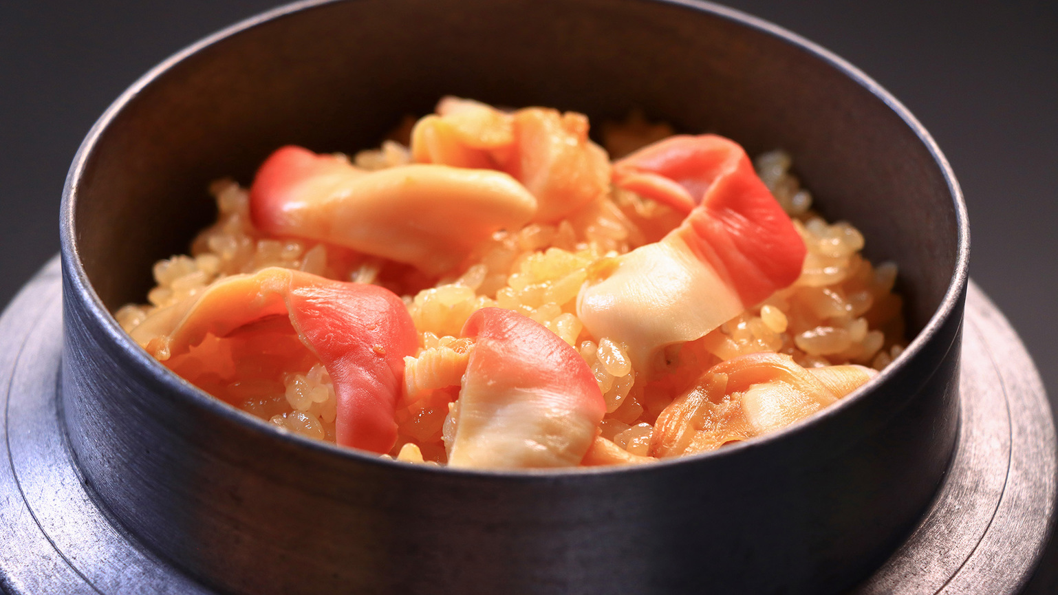 ＜相馬名産・ホッキ貝尽くしプラン＞大きく甘く柔らかい身が自慢【グレードアップ・花コース】