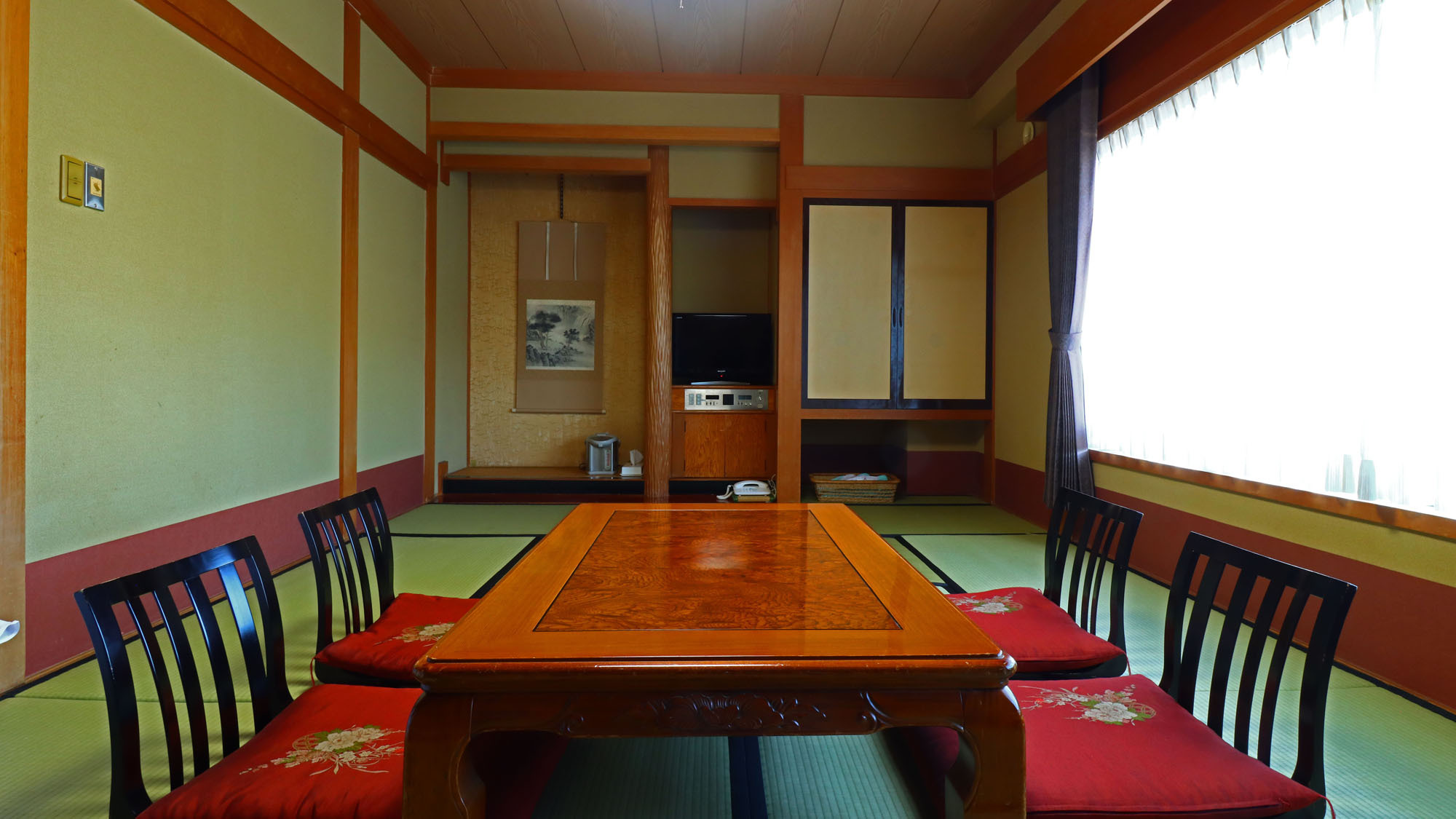 ＃【客室一例＿和室】和室のお部屋は、ロビー・フロントのある松ヶ江棟にございます。