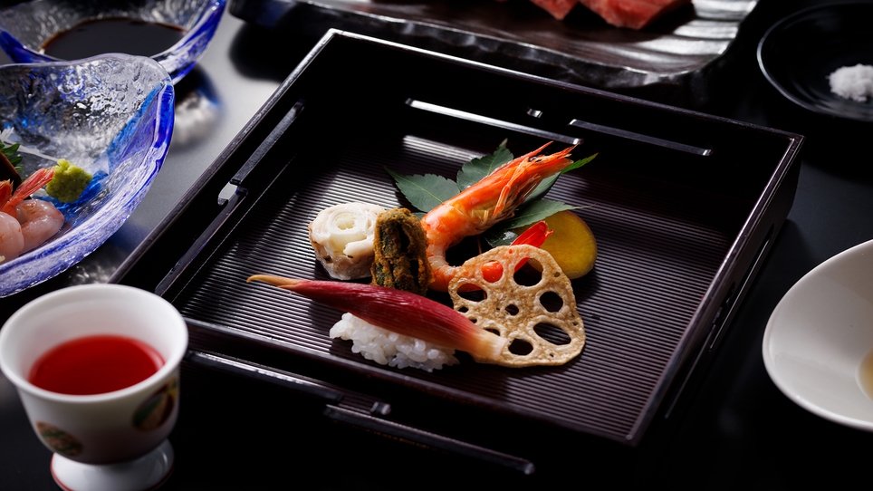 【旬菜会席プラン】夕朝食付｜飛騨牛のお料理が1品ついた基本会席、天然温泉とともにお愉しみください
