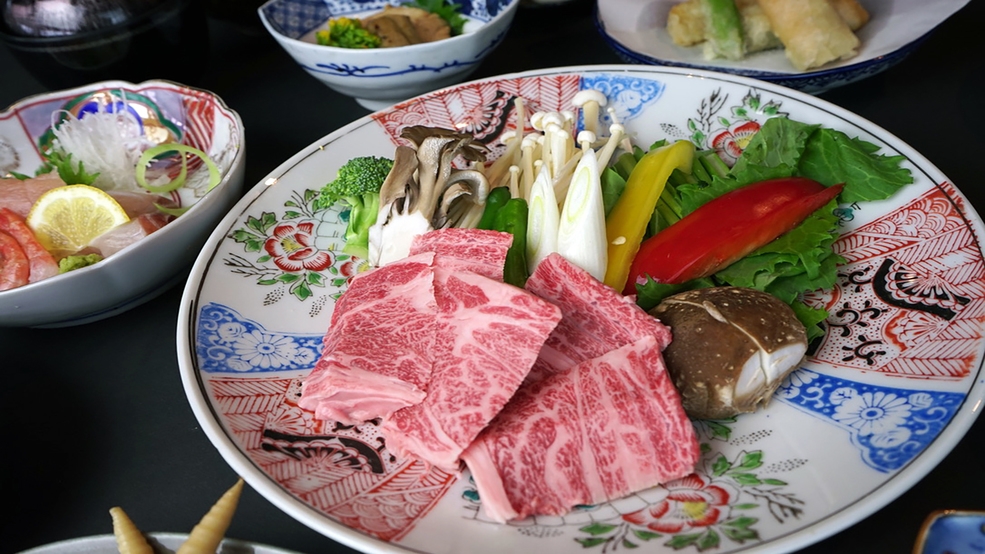 【特選彩り膳プラン】夕朝食付｜飛騨牛をステーキや握りで堪能、里山の豊かな恵みをお愉しみください