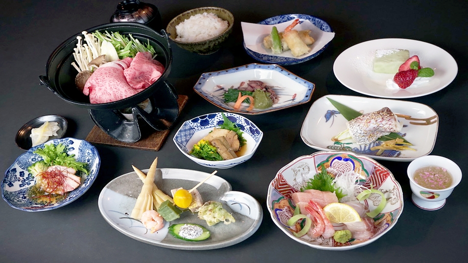 【飛騨牛すき焼き膳】夕朝食付｜飛騨牛すき焼きと里山の食材を愉しめるひとときをお過ごしください