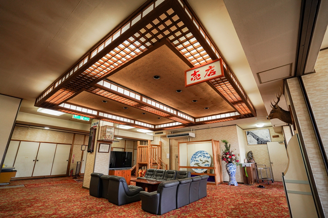 【素泊まりプラン】（食事なし） 源泉掛け流し温泉の大浴場は翌朝まで深夜早朝もご利用ＯＫ