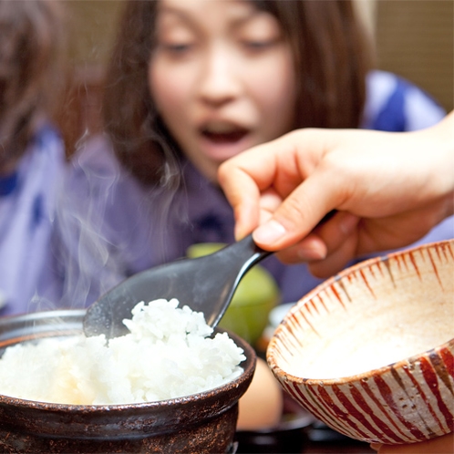 朝食の釜ごはんに思わず感動♪