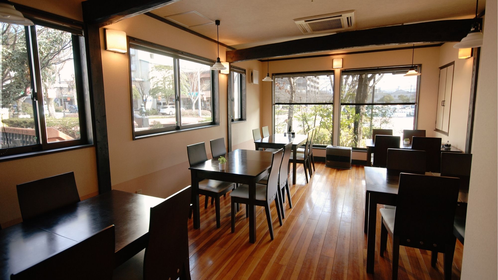 四季折々の旬の素材を生かしたおもてなし料理