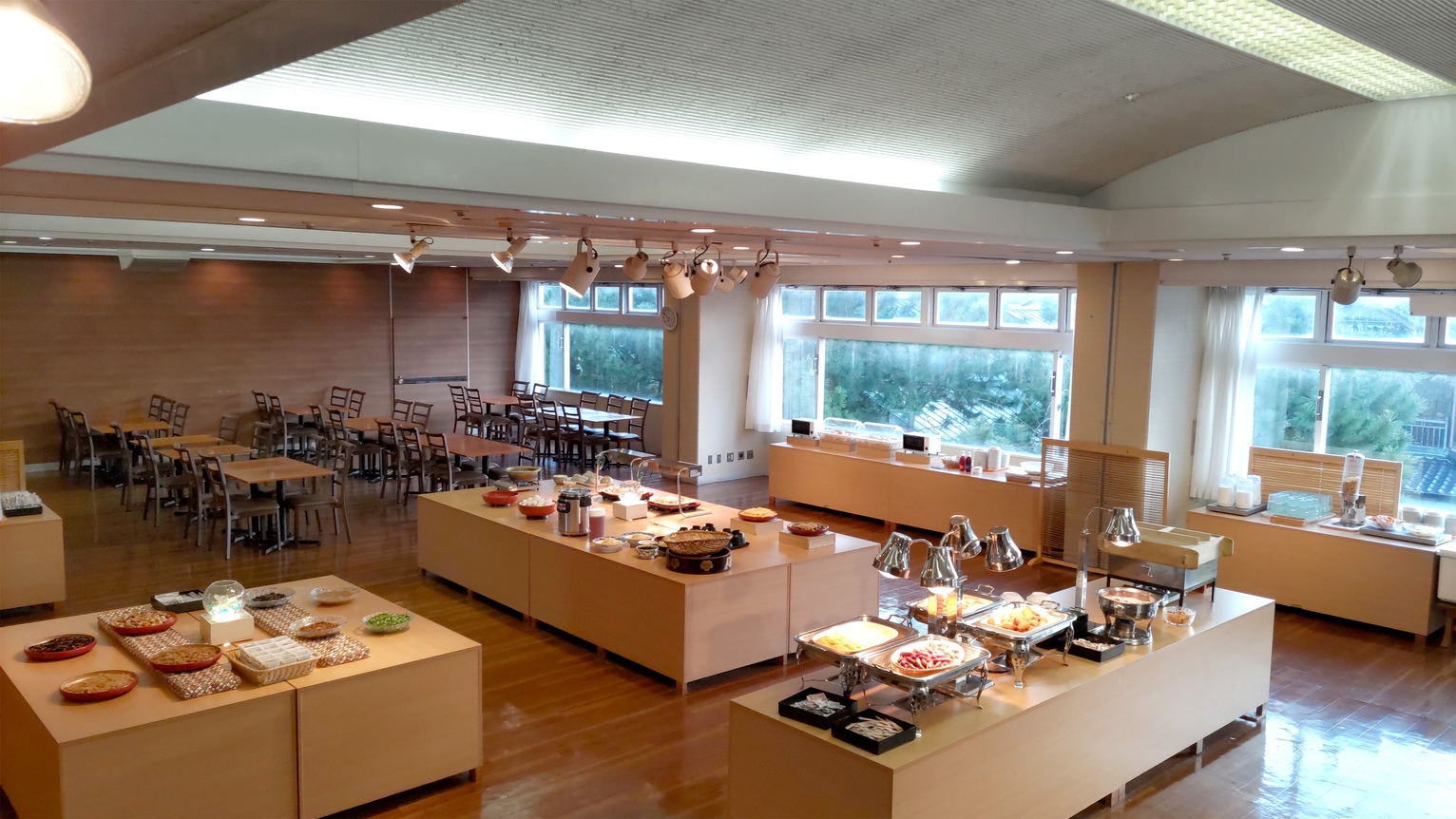 【早割45】飲み放題付バイキングプラン！☆45日以上前のご予約でお一人様あたり550円引き☆