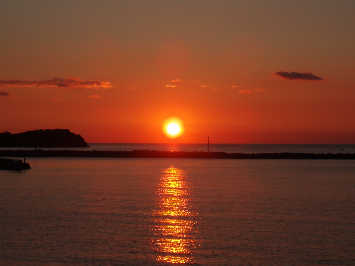 ホテルから見る夕日