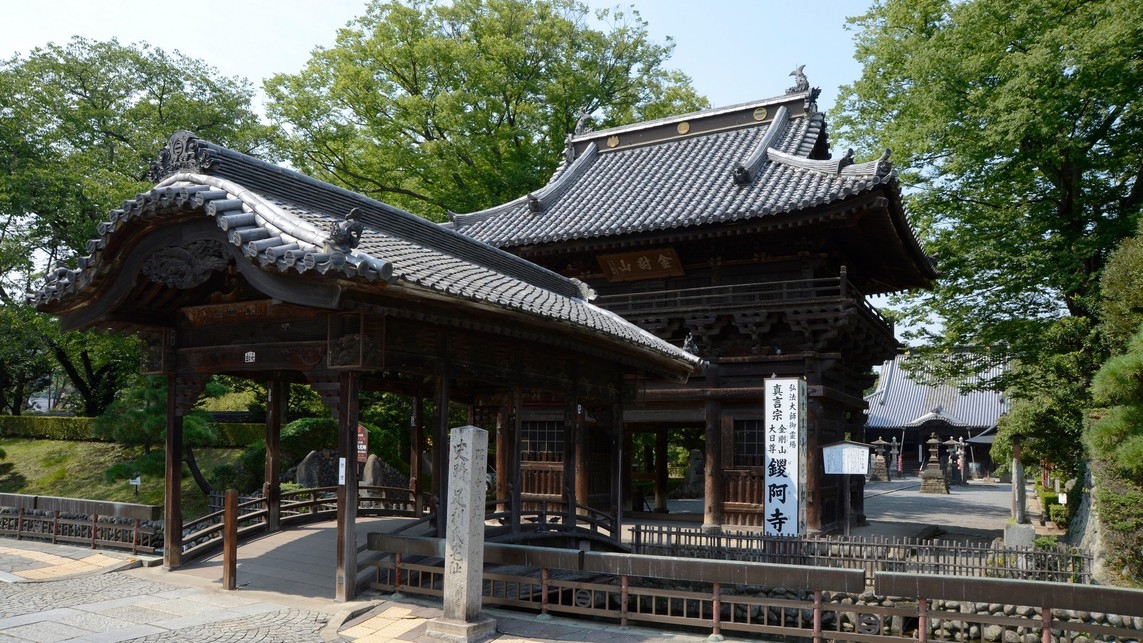 【朝食無料】日本遺産足利学校に国宝鑁阿寺が隣接！人気のフラワーパークも車で20分♪好立地〇駐車場無料