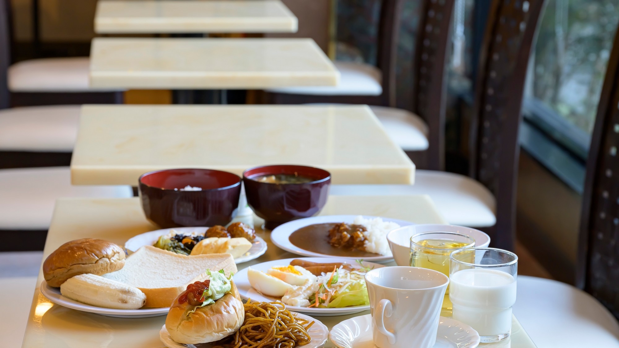 【アルコール1缶＆おつまみスナック付】日本遺産や国宝が隣接！ビジネスにも観光にも〇＜朝食無料＞