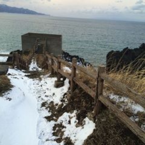 鋳釜崎（いがまさき・今別町）