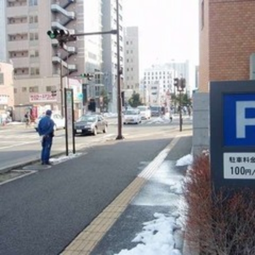 ★名掛丁連絡通路の行き方[１]★ホテル右の信号を左折♪