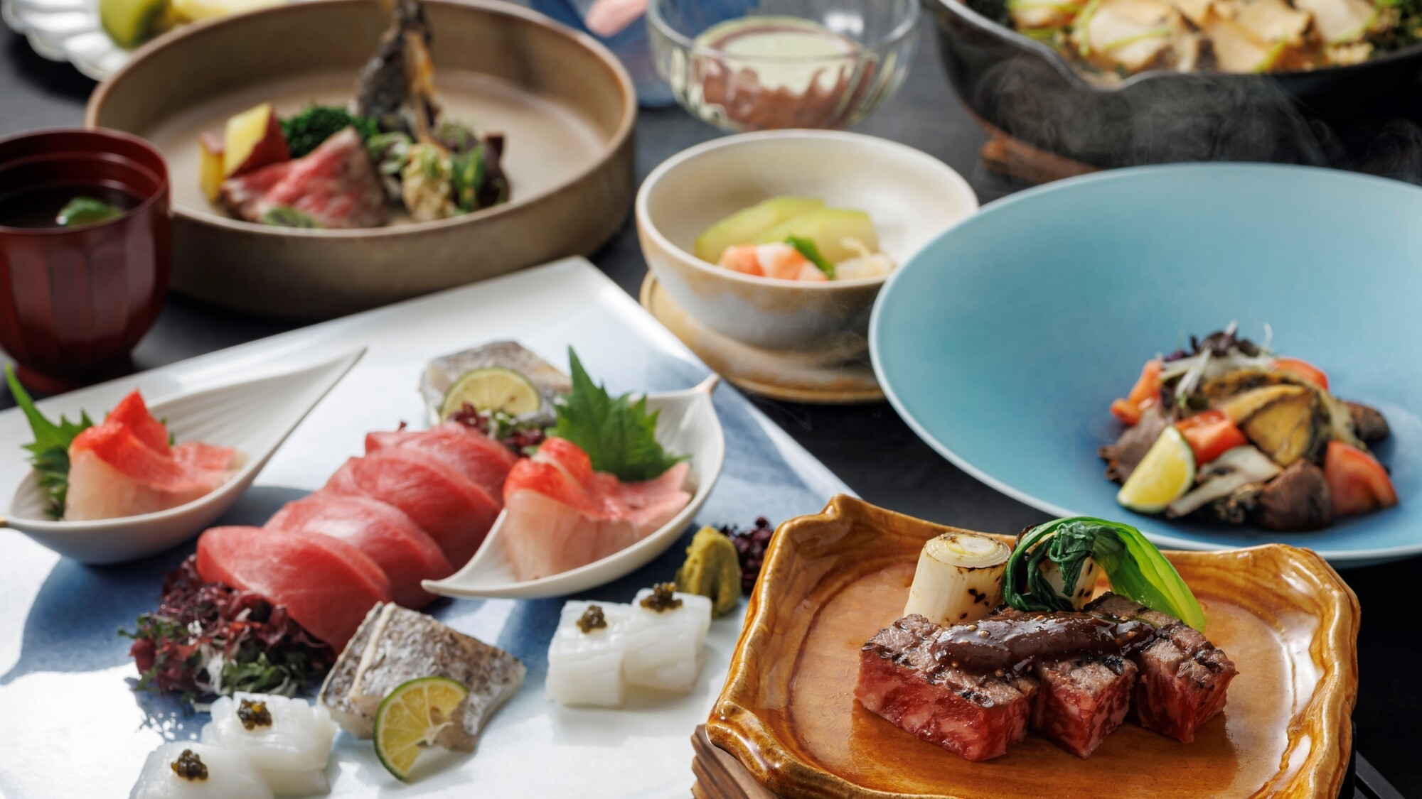 【温泉SALE】【極み会席】特別会席に”贅沢素材の土鍋ご飯”が付いたグレードアッププラン