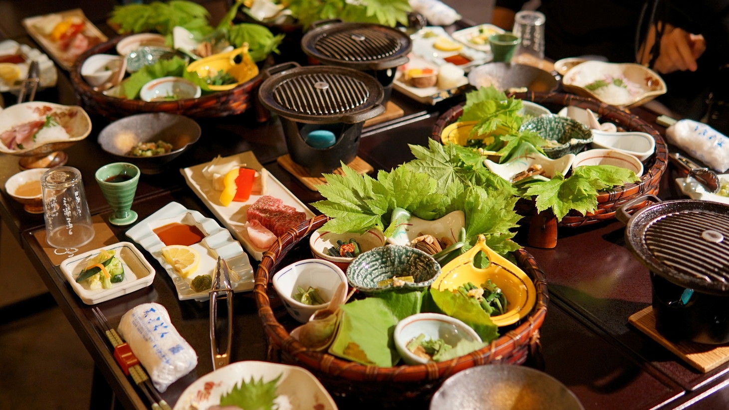 【山形牛鉄板焼き】山形が誇るブランド和牛のとろける旨みを味わう◆「本館賀登屋」貸切風呂無料／2食付