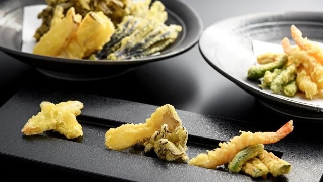 【9〜11月限定】松茸と嬬恋産きのこの七輪焼き＆土瓶蒸し付　つまごいプレミアムビュッフェ　2025