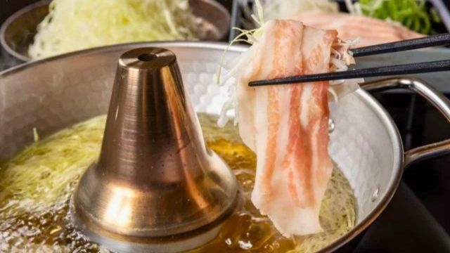 【7〜8月限定】やまと豚と嬬恋キャベツのしゃぶしゃぶ付きビュッフェ