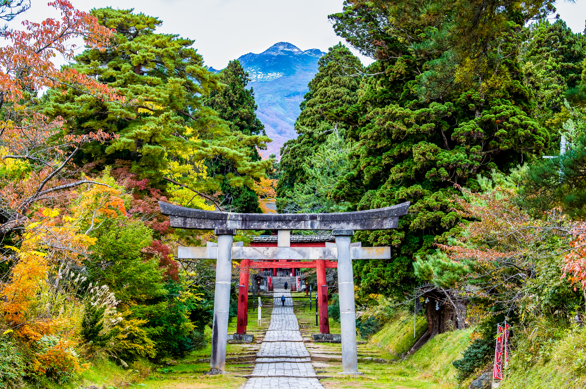 【当館から車で約25分】岩木山神社