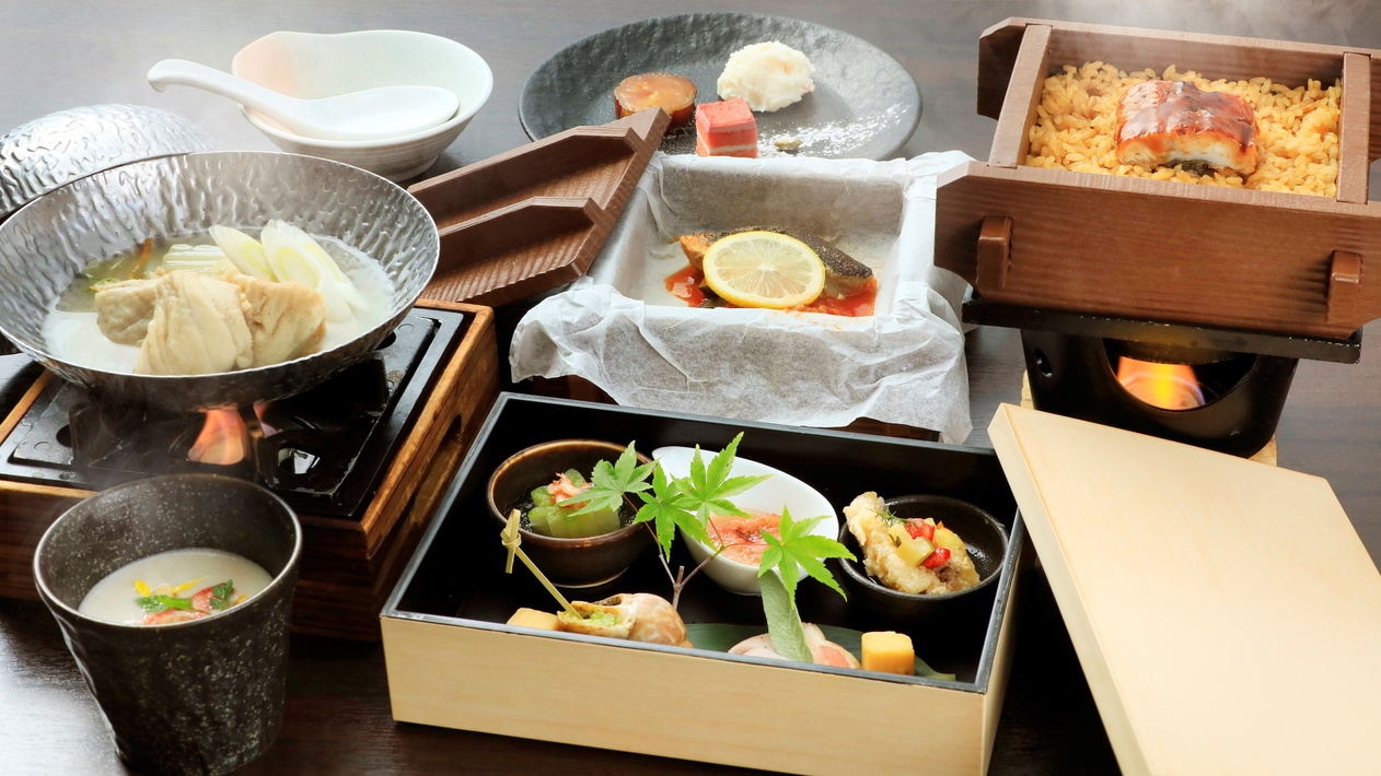 【季節御膳プラン】ご夕食は量少な目な御膳で1泊2食付きをお手軽に＜季節御膳▼＞