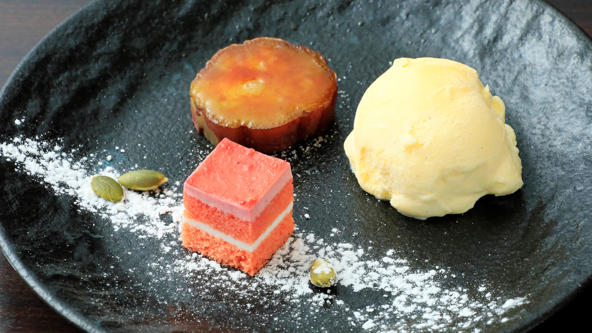 【夕食】特製蜜芋のブリュレ