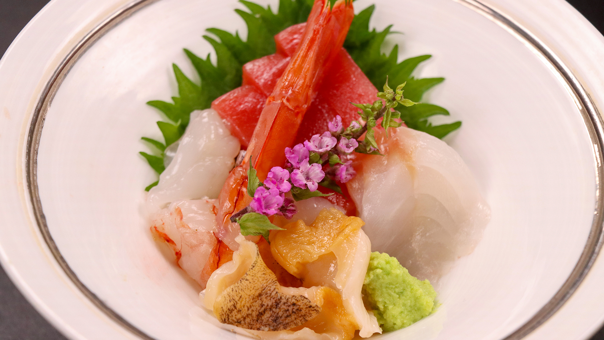 #単品一例 海の幸・山の幸どちらの料理も味わえます