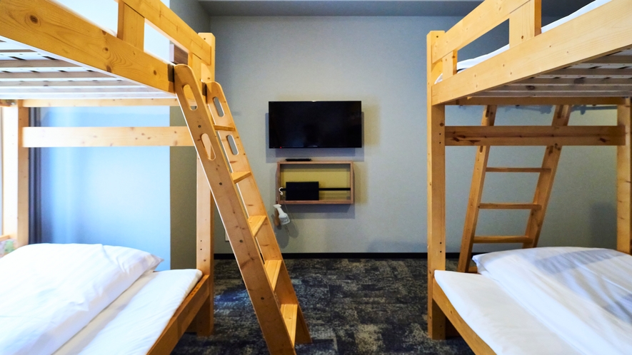 BUNK BED ROOM 20平米◎2段ベッド×2台