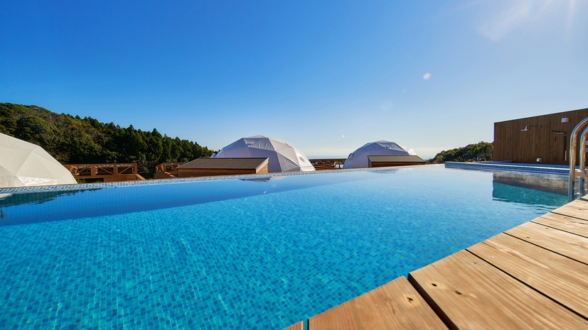 【秋冬SALE】◆2食付◆ 星空ジャグジー付＜プレミアムテント＞海を眺めるサウナ＆プール