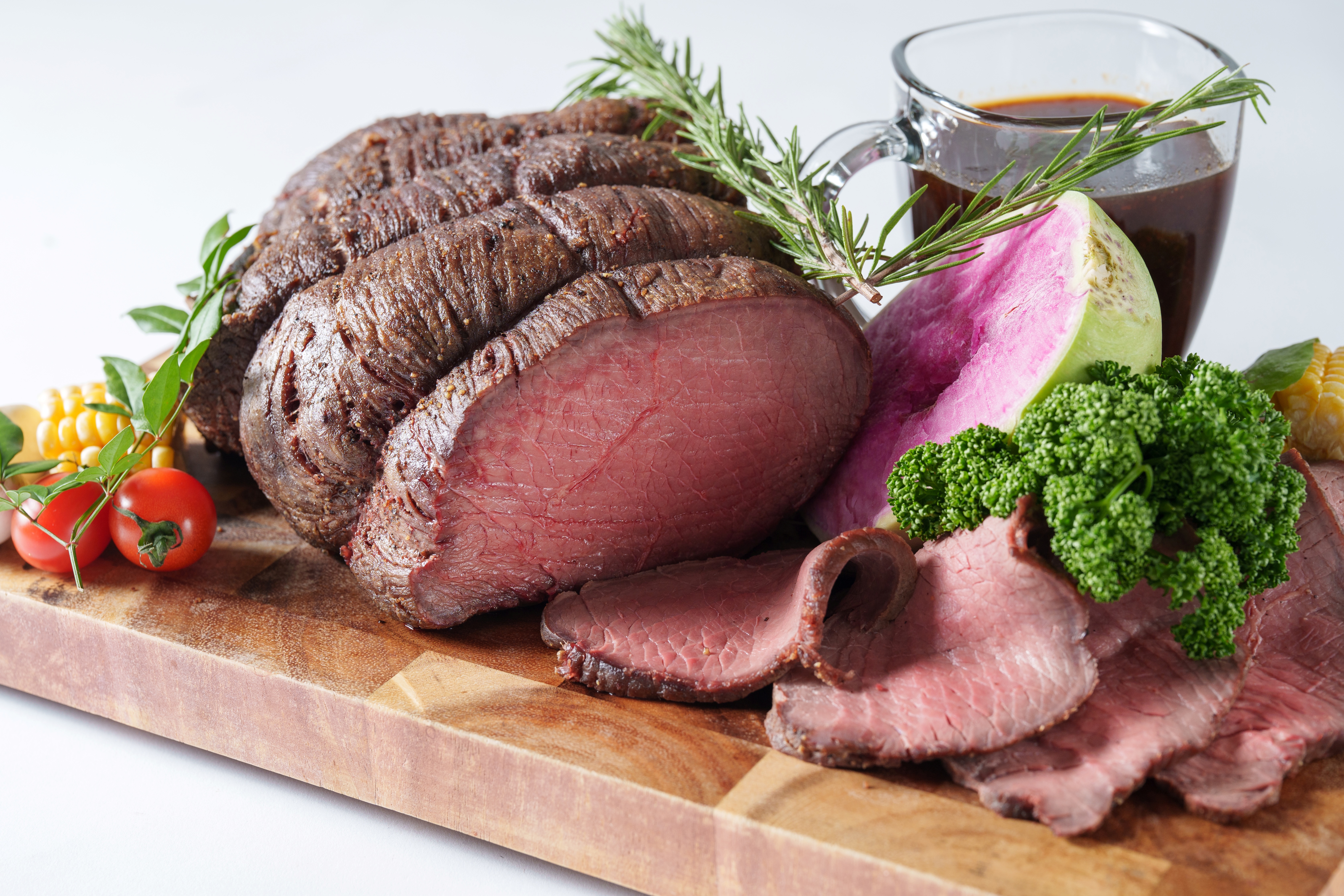 自慢のローストビーフを朝からご提供