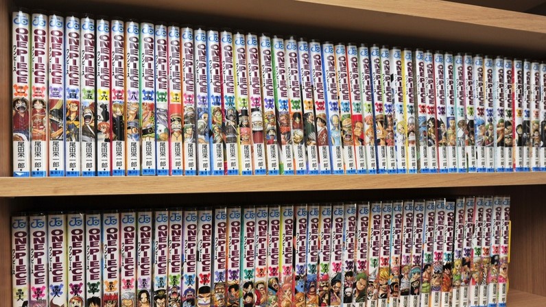 【漫画コーナー】2階にあります。お部屋でごゆっくりお読みください（ご利用後はご返却ください）