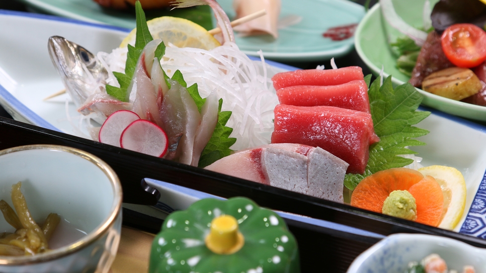 美味しいお料理とくつろぎの和室♪　松登苑の基本プラン　【１泊２食】