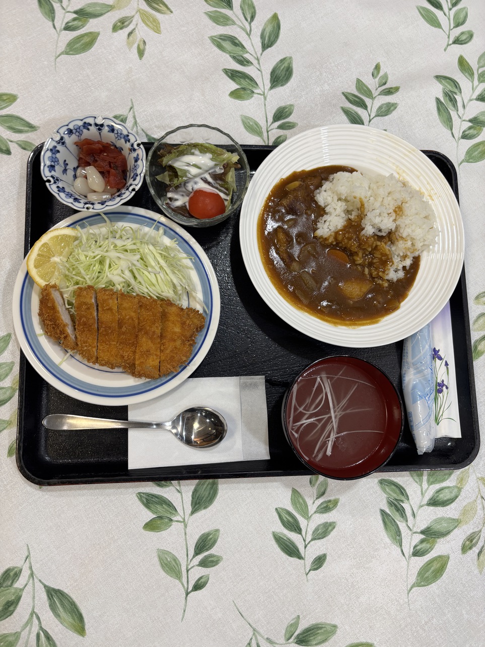 夕食付きプラン(夕食時間　ＰＭ７：００〜ＰＭ８：３０閉店)