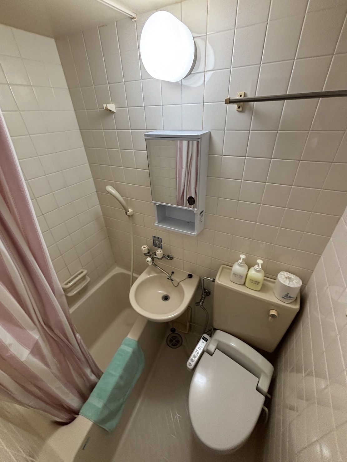 浴室　(エレベーター無しシングルルーム)