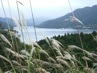 *秋の芦ノ湖風景