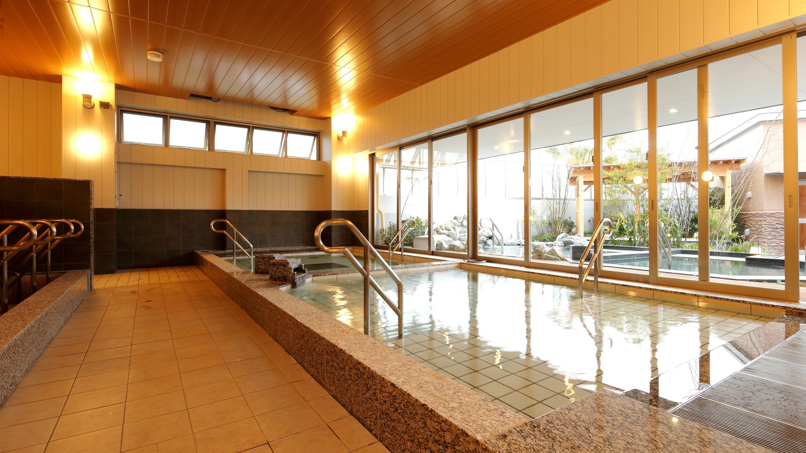 【マーゴの湯チケット付きプラン】大浴場とフードコートをゆったり楽しんで！