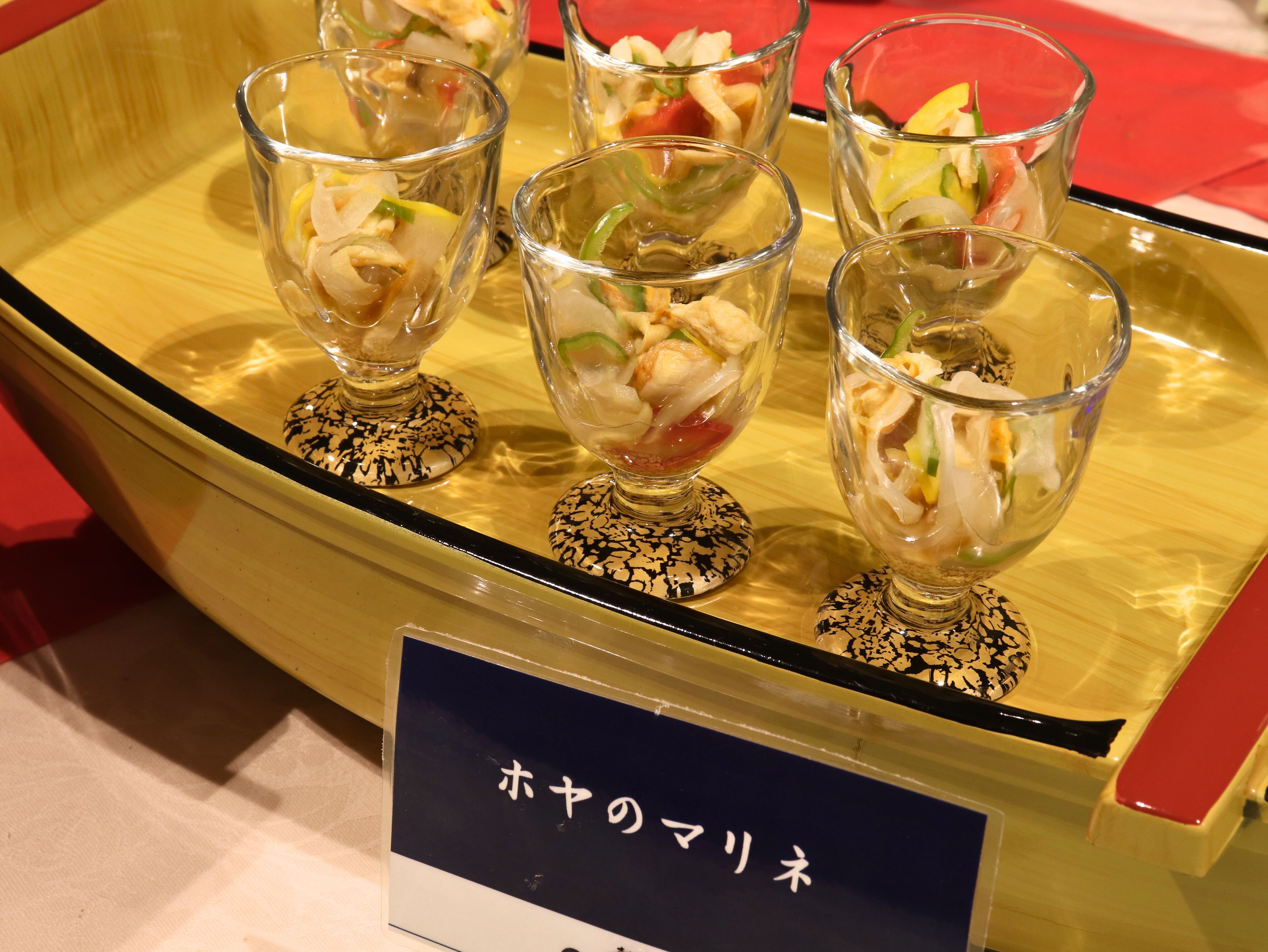 【バイキング】ホヤのマリネ、海の香り広がる、さっぱりとした味わい。