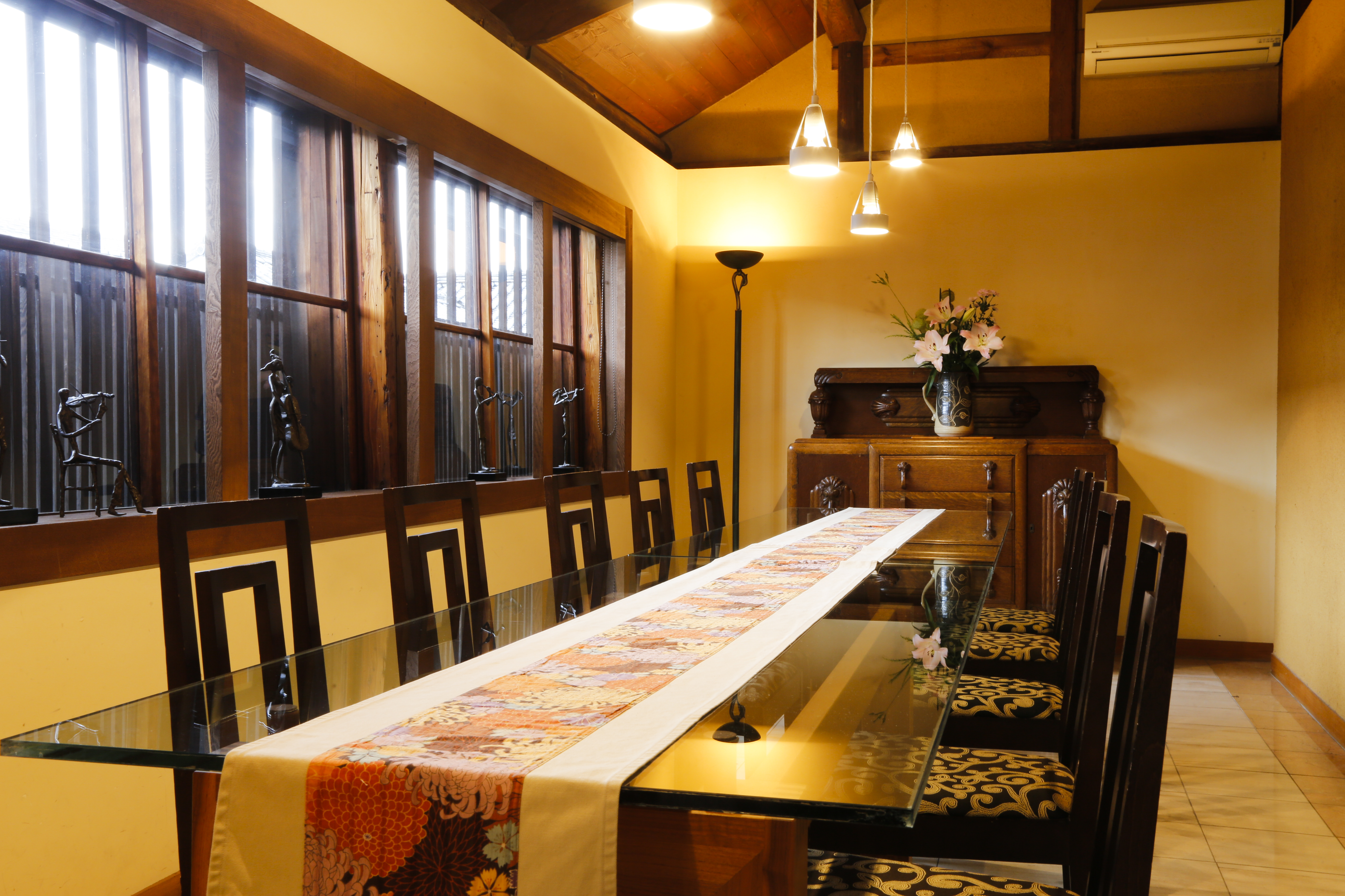 お食事処「柳の間」