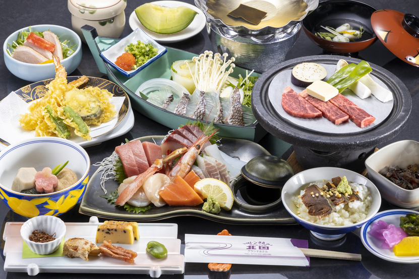 【お鍋は人気の鯛しゃぶ】お刺身☆お肉の鉄板焼きなどがついた！　若狭湾四季彩会席「山茶花」