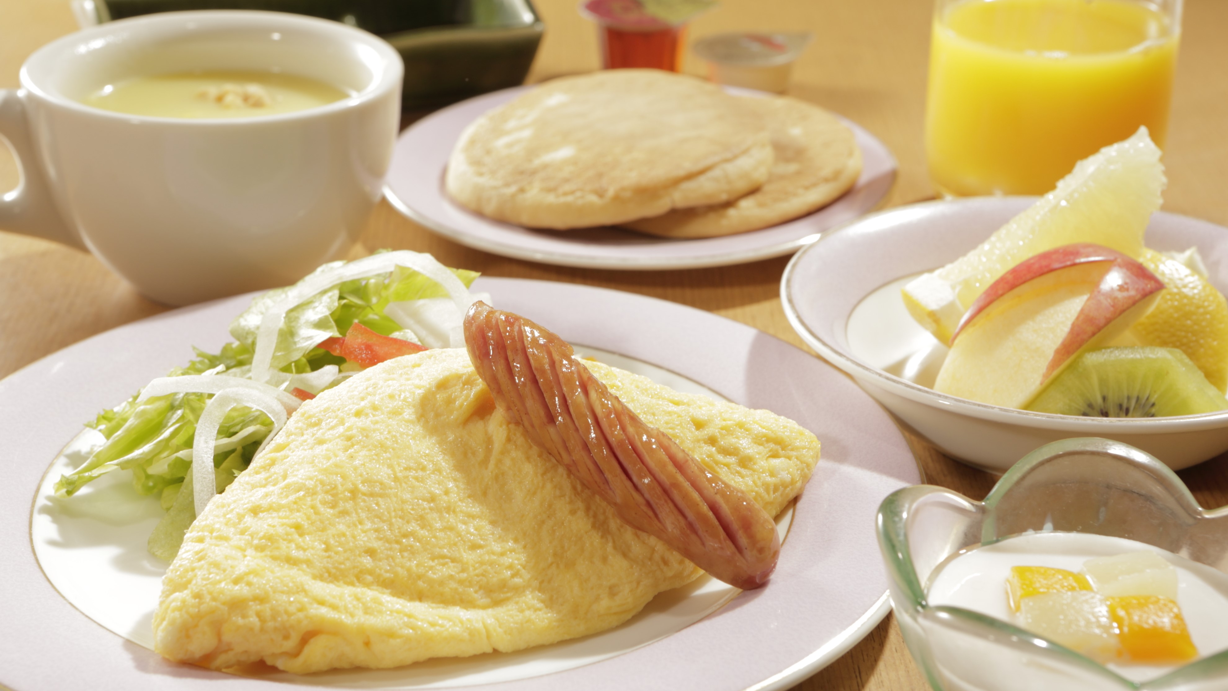 【お子様食：朝食】目覚めは、みんな大好きふわふわオムレツで１日元気★