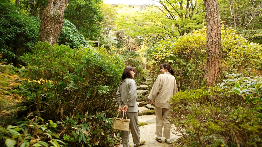 自然に癒されながらゆったりと温泉に浸かって、こんどの旅行は、とことん温泉を満喫♪