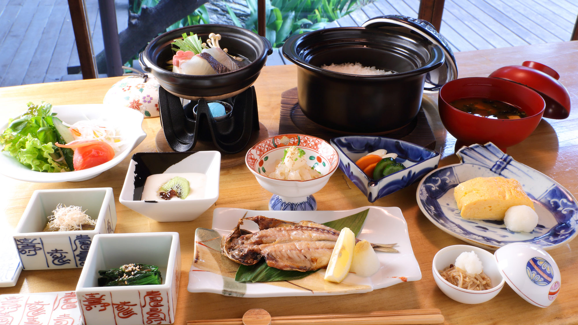 当館人気のだし巻き卵は自由におかわりいただけます