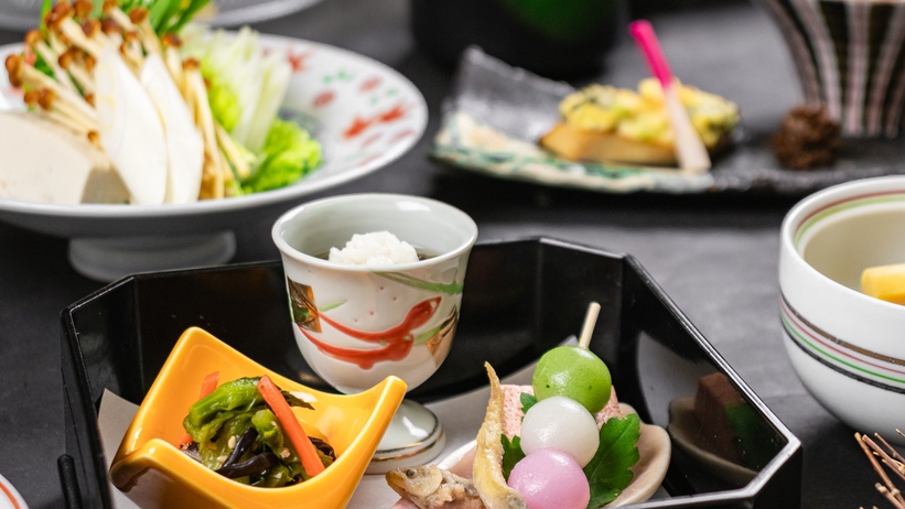 【25年3月献立リニューアル】◆人気の料理長おまかせ和食膳のご夕食◆湯河原・熱海・箱根の春旅を応援