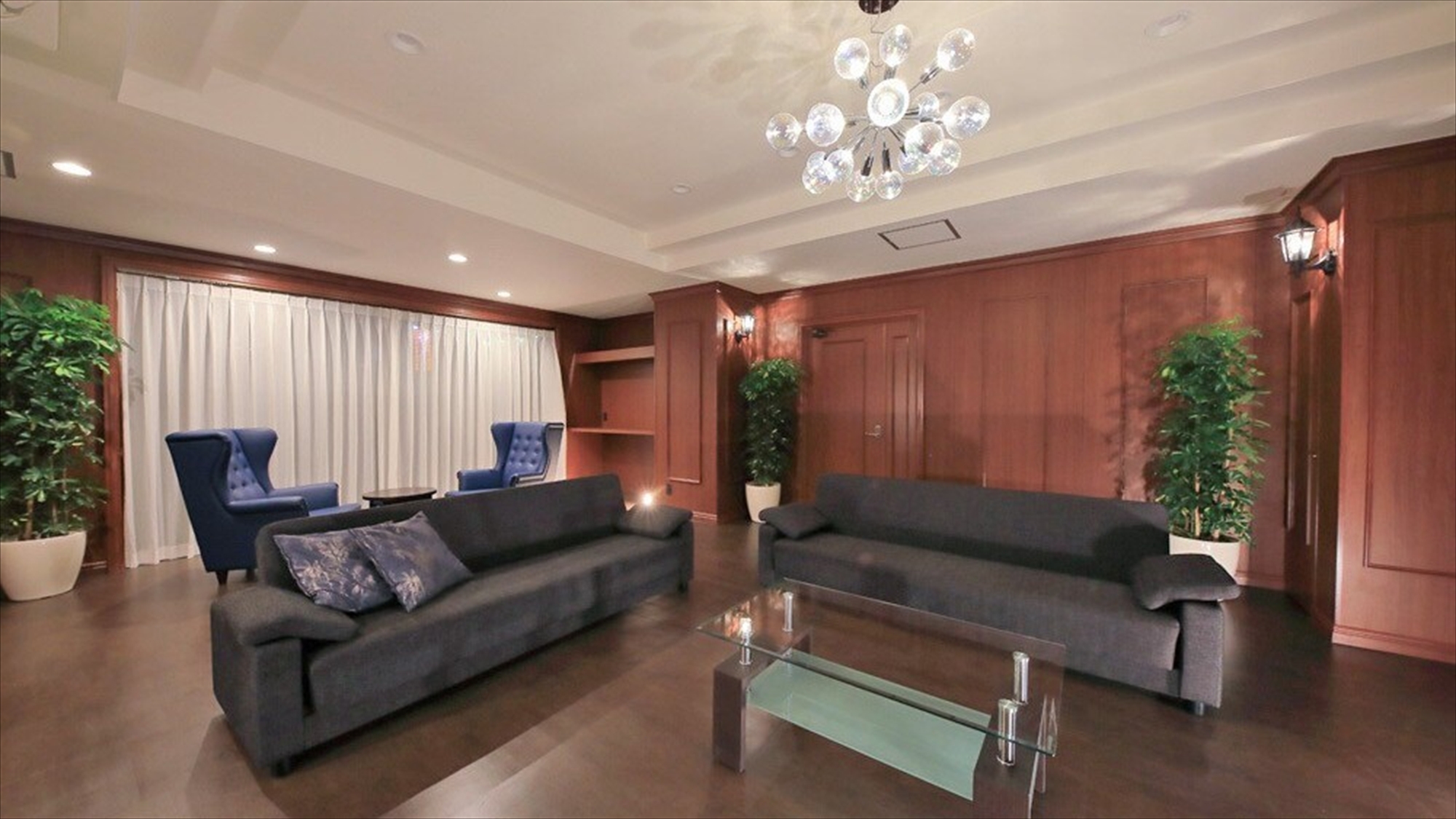 ロイヤルルーム