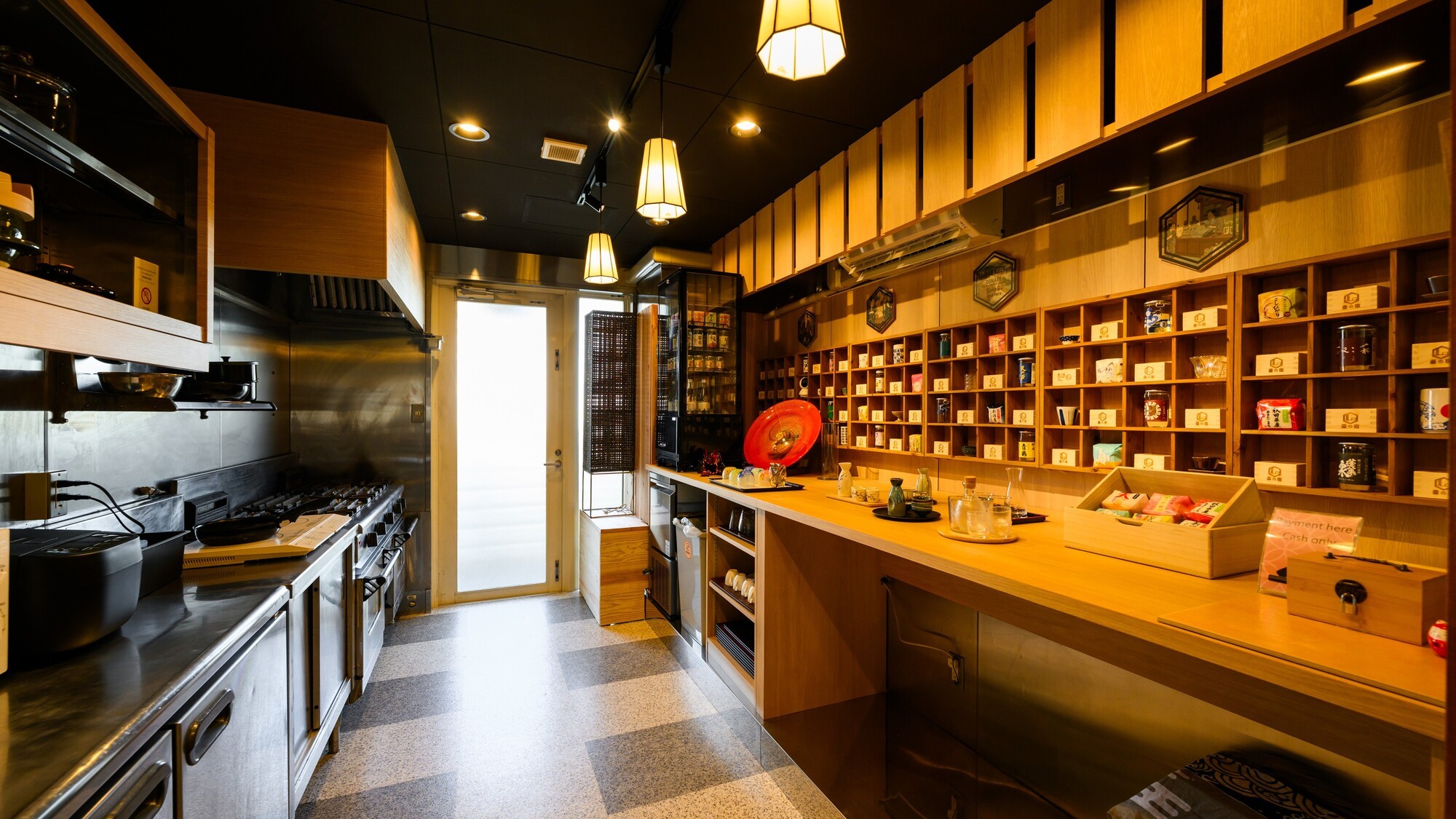 02.2Fシェアキッチン＆無人売店