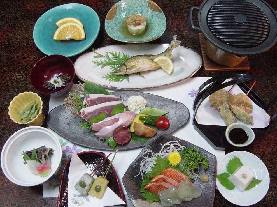 【食でめぐる奈良】山の幸会席/地場産の食材を心を込めて女将が調理するこだわりの創作料理♪【２食付】